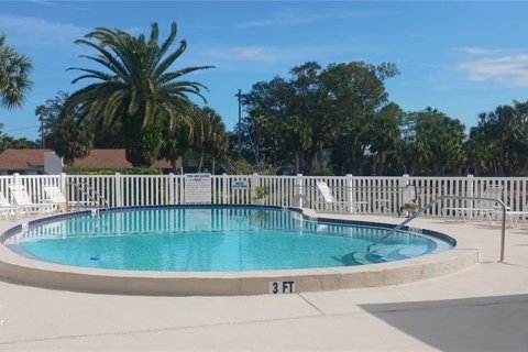 Condominio en alquiler en Port Richey, Florida, 2 dormitorios, 95.22 m2 № 1686756 - foto 27