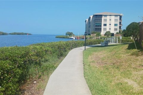 Condominio en alquiler en Port Richey, Florida, 2 dormitorios, 95.22 m2 № 1686756 - foto 1