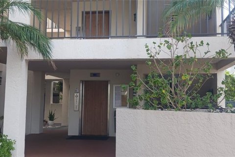 Condominio en alquiler en Port Richey, Florida, 2 dormitorios, 95.22 m2 № 1686756 - foto 11
