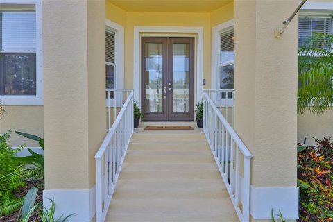 Casa en venta en Apollo Beach, Florida, 4 dormitorios, 275.73 m2 № 1757601 - foto 6