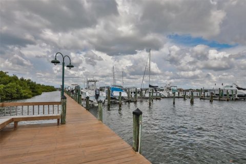 Casa en venta en Apollo Beach, Florida, 4 dormitorios, 275.73 m2 № 1757601 - foto 4