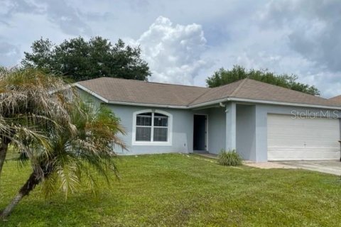 Casa en alquiler en Kissimmee, Florida, 3 dormitorios, 133.97 m2 № 1774044 - foto 1