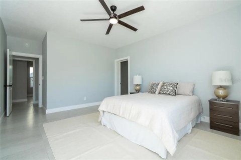 Villa ou maison à louer à Haines City, Floride: 4 chambres, 262.36 m2 № 2423882 - photo 16