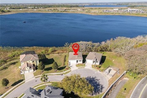 Villa ou maison à louer à Haines City, Floride: 4 chambres, 262.36 m2 № 2423882 - photo 4