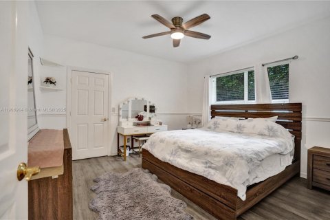 Villa ou maison à louer à Boca Raton, Floride: 4 chambres, 325.34 m2 № 1964963 - photo 25