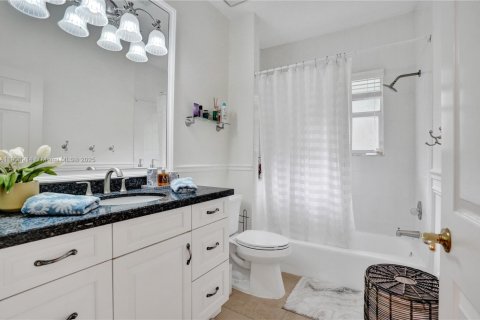 Villa ou maison à louer à Boca Raton, Floride: 4 chambres, 325.34 m2 № 1964963 - photo 22