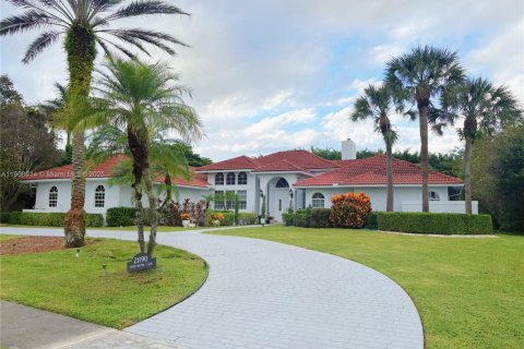 Villa ou maison à louer à Boca Raton, Floride: 4 chambres, 325.34 m2 № 1964963 - photo 1
