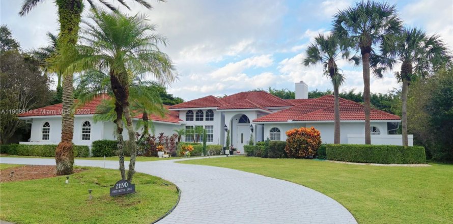 Villa ou maison à Boca Raton, Floride 4 chambres, 325.34 m2 № 1964963