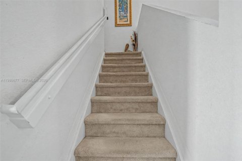 Купить таунхаус в Хомстед, Флорида 3 спальни, 179.49м2, № 2066979 - фото 21
