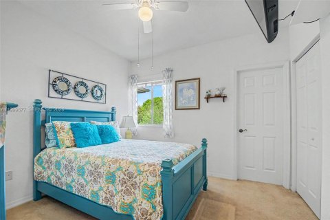 Купить таунхаус в Хомстед, Флорида 3 спальни, 179.49м2, № 2066979 - фото 25