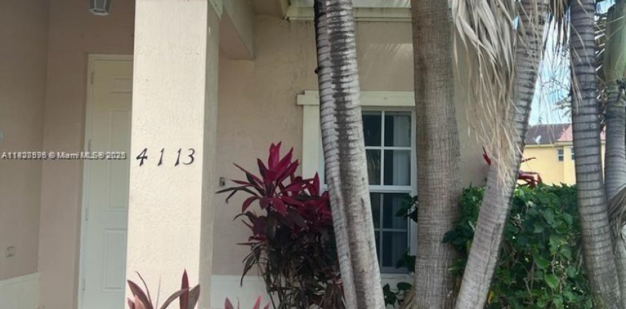 Touwnhouse à Homestead, Floride 3 chambres, 127.09 m2 № 1814231