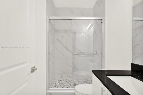 Townhouse in Miami, Florida 5 bedrooms № 1972018 - photo 28