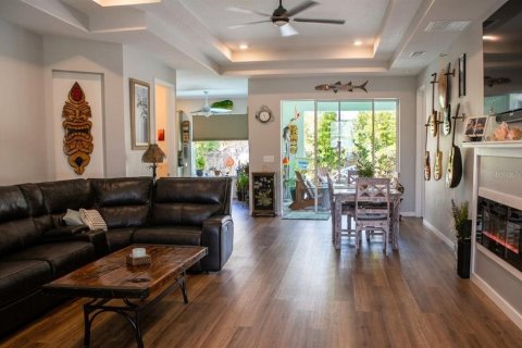 House in Palm Coast, Florida 3 bedrooms, 178.93 sq.m. № 2196953 - photo 3