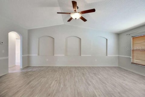 Casa en alquiler en Tampa, Florida, 3 dormitorios, 136.01 m2 № 1721324 - foto 27