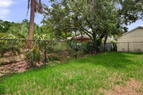 Casa en alquiler en Tampa, Florida, 3 dormitorios, 136.01 m2 № 1721324 - foto 12