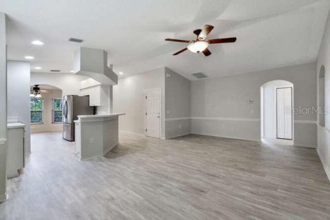 Casa en alquiler en Tampa, Florida, 3 dormitorios, 136.01 m2 № 1721324 - foto 25