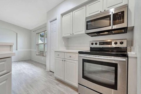 Casa en alquiler en Tampa, Florida, 3 dormitorios, 136.01 m2 № 1721324 - foto 20