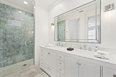 Condo in Palm Beach Gardens, Florida, 2 bedrooms № 2146665 - photo 18