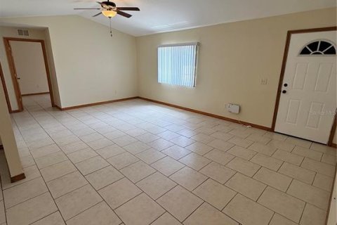 Casa en alquiler en Ocala, Florida, 3 dormitorios, 115.38 m2 № 2234056 - foto 9