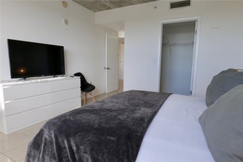 Купить кондоминиум в Майами, Флорида 1 спальня, 70.14м2, № 2056973 - фото 22