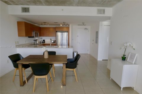 Купить кондоминиум в Майами, Флорида 1 спальня, 70.14м2, № 2056973 - фото 6