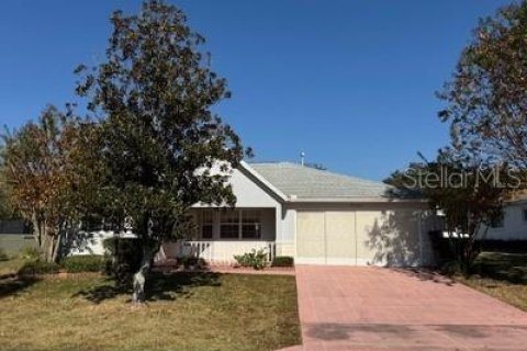 Villa ou maison à Ocala, Floride 2 chambres, 160.91 m2 № 2135199