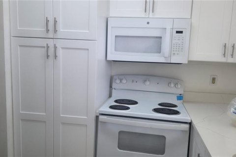 House in Altamonte Springs, Florida 3 bedrooms, 112.32 sq.m. № 1844625 - photo 3