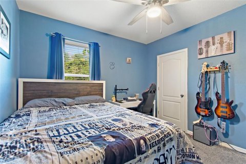 House in Winter Haven, Florida 5 bedrooms, 241.64 sq.m. № 1125678 - photo 27