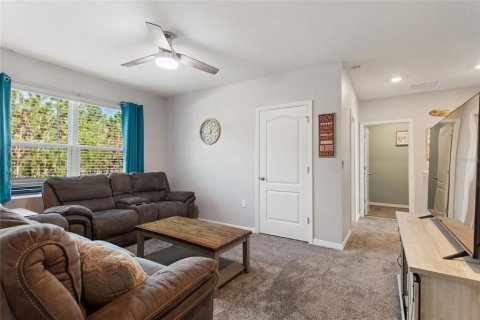 House in Winter Haven, Florida 5 bedrooms, 241.64 sq.m. № 1125678 - photo 15