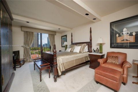 Condominio en venta en Aventura, Florida, 2 dormitorios, 141.4 m2 № 1878553 - foto 15