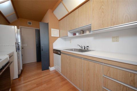 Condominio en venta en Aventura, Florida, 2 dormitorios, 141.4 m2 № 1878553 - foto 11