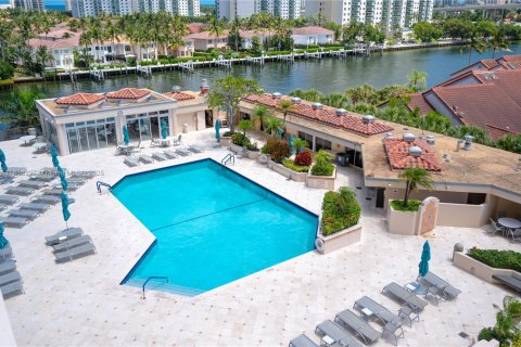 Condominio en venta en Aventura, Florida, 2 dormitorios, 141.4 m2 № 1878553 - foto 29