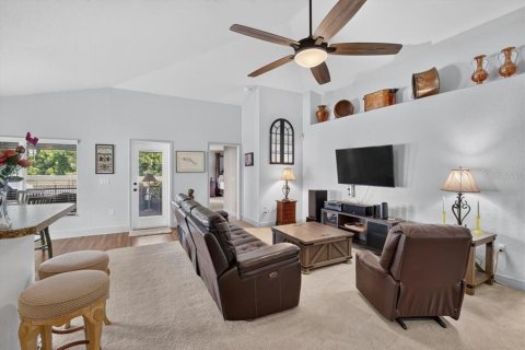 House in Wimauma, Florida 3 bedrooms, 183.76 sq.m. № 2157334 - photo 15