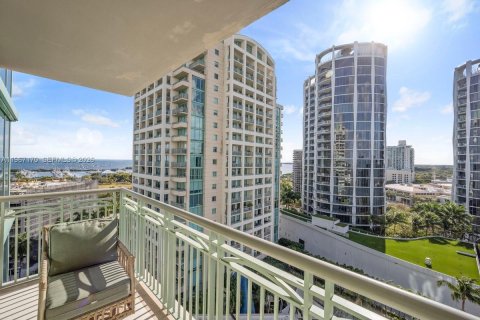 Condo in Miami, Florida, 3 bedrooms  № 2052989 - photo 3