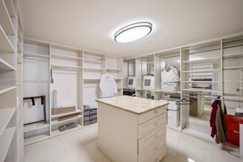 Condo in Miami, Florida, 3 bedrooms  № 2052989 - photo 10