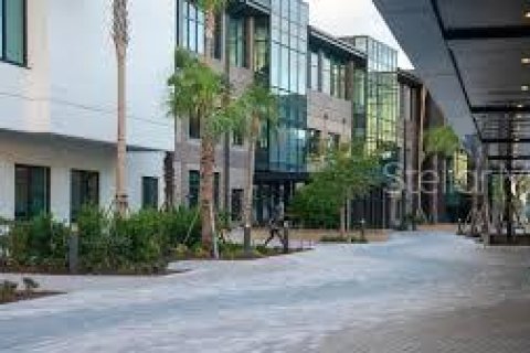 House in The Villages, Florida 2 bedrooms, 113.99 sq.m. № 1886940 - photo 9