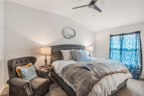 House in The Villages, Florida 2 bedrooms, 113.99 sq.m. № 1886940 - photo 18