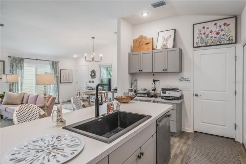 Villa ou maison à vendre à The Villages, Floride: 2 chambres, 113.99 m2 № 1886940 - photo 17