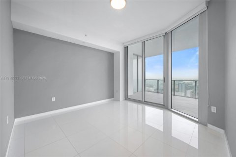 Condo in Miami, Florida, 1 bedroom  № 2053058 - photo 17