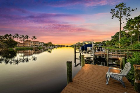 Villa ou maison à vendre à Jupiter, Floride: 4 chambres, 433.48 m2 № 2081610 - photo 6