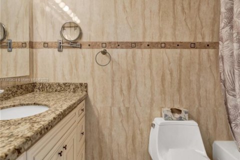 Condominio en venta en Hollywood, Florida, 1 dormitorio, 77.11 m2 № 1889850 - foto 12