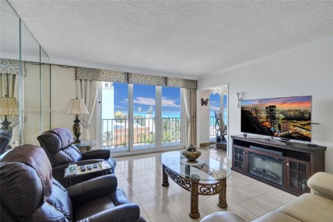 Condominio en venta en Hollywood, Florida, 1 dormitorio, 77.11 m2 № 1889850 - foto 23