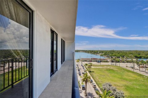 Condominio en venta en Hollywood, Florida, 1 dormitorio, 77.11 m2 № 1889850 - foto 29
