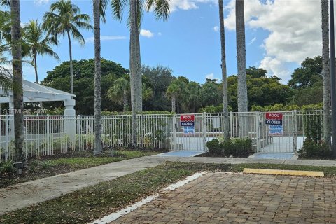 Copropriété à louer à Coconut Creek, Floride: 1 chambre, 67.82 m2 № 2001352 - photo 27