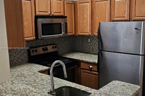 Copropriété à louer à Coconut Creek, Floride: 1 chambre, 67.82 m2 № 2001352 - photo 11