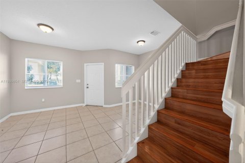 Townhouse in Homestead, Florida 2 bedrooms, 108.32 sq.m. № 1991743 - photo 6