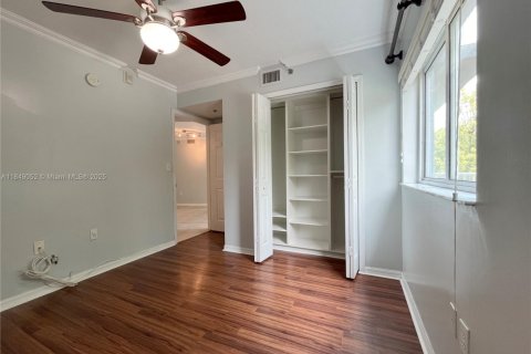 Купить кондоминиум в Майами, Флорида 2 спальни, 80.36м2, № 1850742 - фото 19