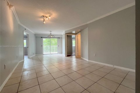 Купить кондоминиум в Майами, Флорида 2 спальни, 80.36м2, № 1850742 - фото 3