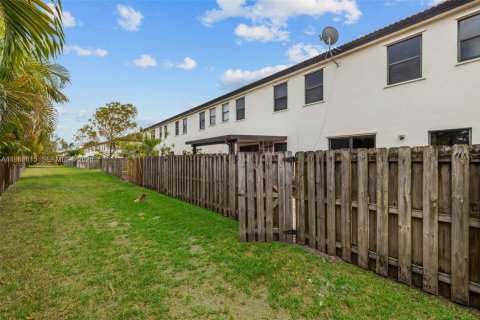 Купить таунхаус в Майами, Флорида 3 спальни, 142.14м2, № 2048387 - фото 19