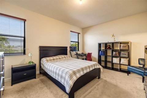 Купить таунхаус в Майами, Флорида 3 спальни, 142.14м2, № 2048387 - фото 27